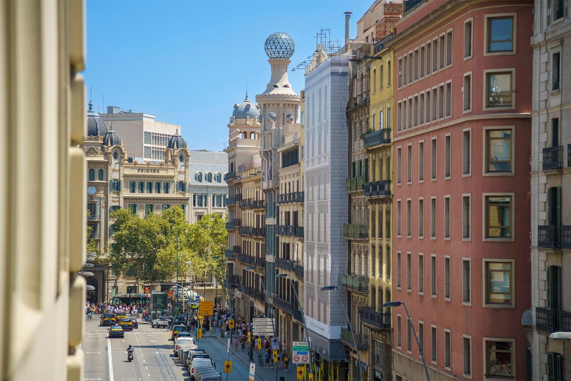 Fisa Rentals Ramblas Apartments — Photos 1